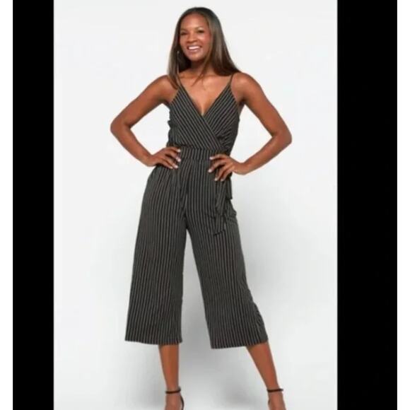 Kaileigh Black and White Striped Sleeveless Midi Jumpsuit Size 3X - Picture 1 of 7